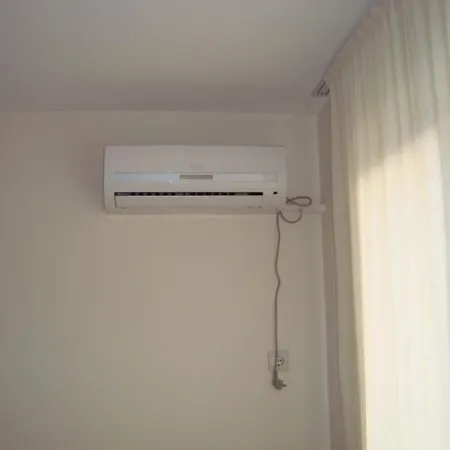 Tommy Apartment *